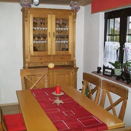 Holiday home Elfenhaus Altstrimmig